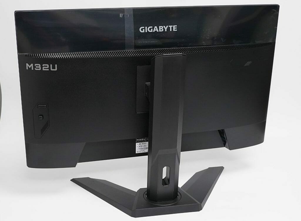 Gigabyte M32U Review back