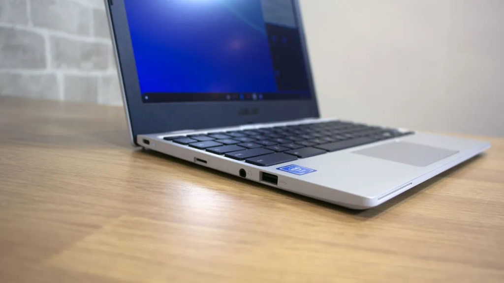 Asus Chromebook CX1400CKA Review ports